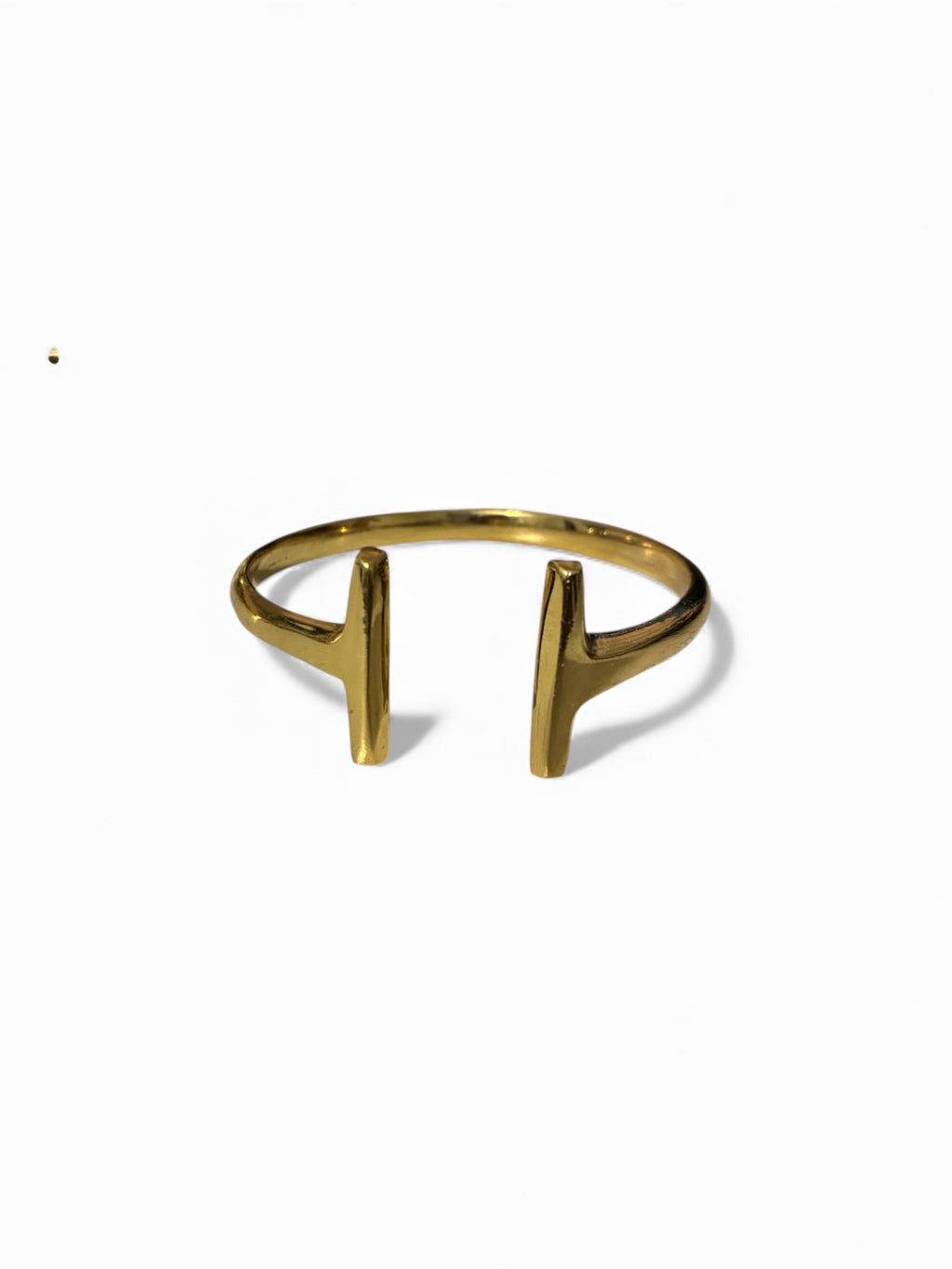Vertis Parallel Brass Cuff