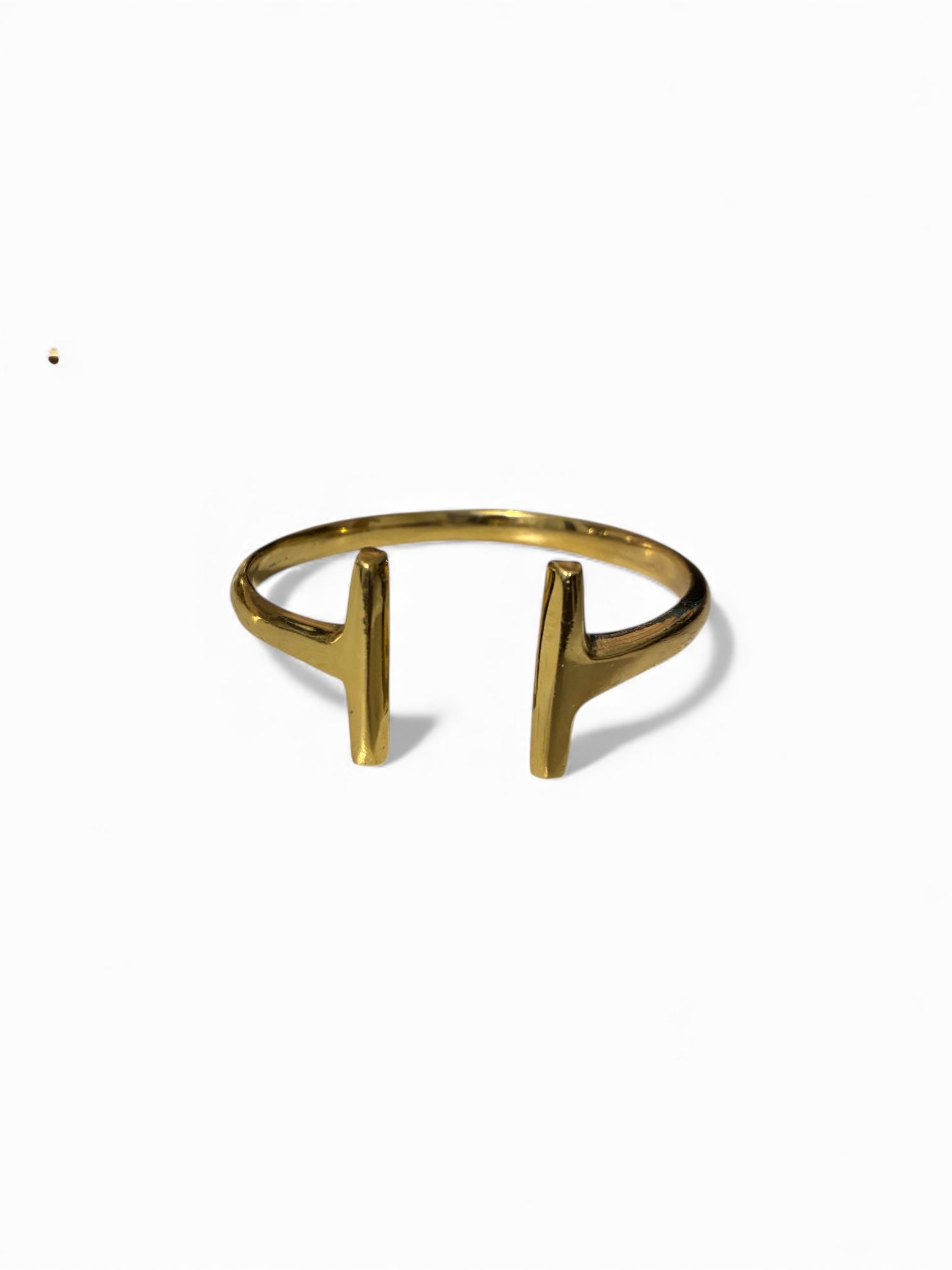 Vertis Parallel Brass Cuff
