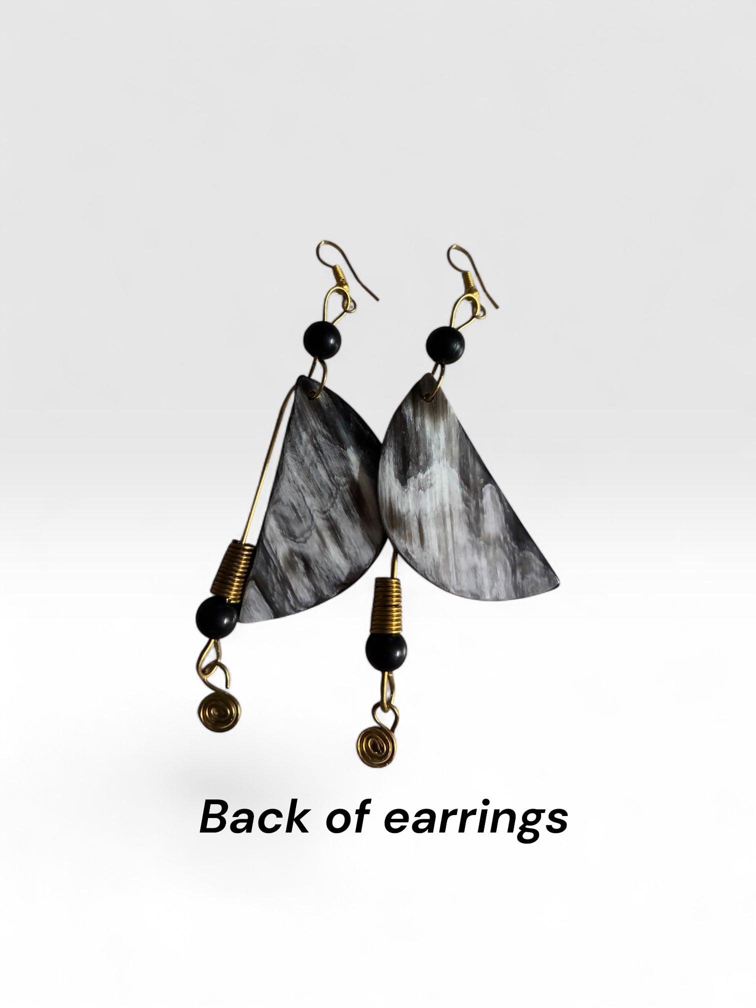 Zuri Scultural Drop Earrings