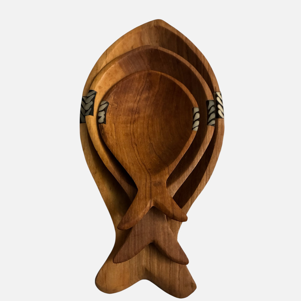 Kenyan Olive Wood Fish Serving Bowls with Bone Inlay – Set of 3 | M4:19