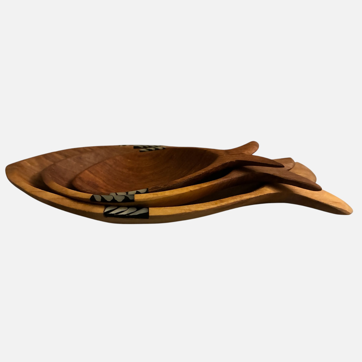 Kenyan Olive Wood Fish Serving Bowls with Bone Inlay – Set of 3 | M4:19